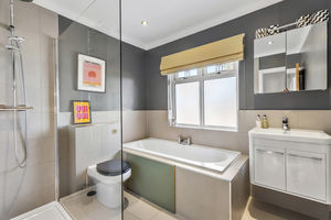 Photo 35- click for photo gallery